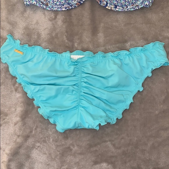 Victoria’s Secret bikini set - Picture 5 of 6